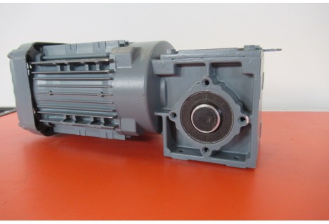 215 RPM 0,37 kW Asmaat 20 mm  IE3. UNUSED 